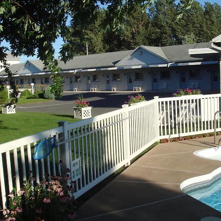 Motel Belle Riviere Saint-Jean-sur-Richelieu Extérieur photo