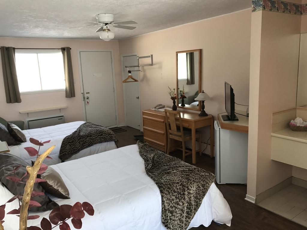 Motel Belle Riviere Saint-Jean-sur-Richelieu Extérieur photo